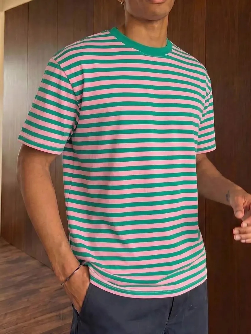 t-shirt wzór paski