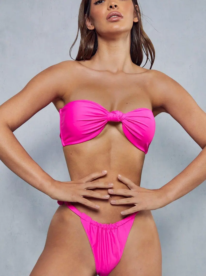 RÓŻOWA GÓRA OD BIKINI