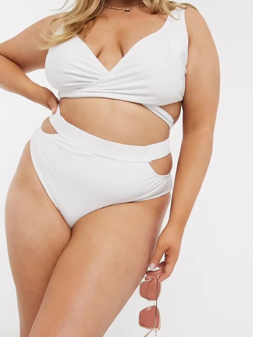 DÓŁ OD BIKINI