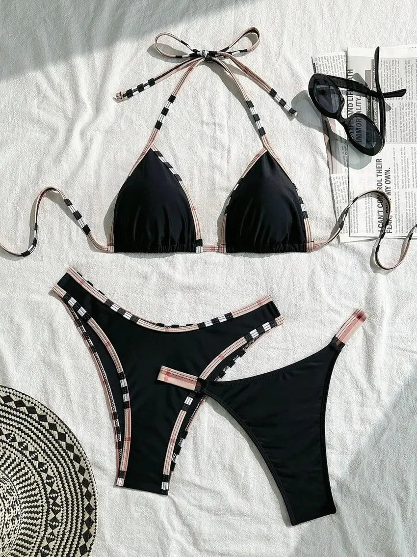 trzyczęściowy komplet bikini kontrast