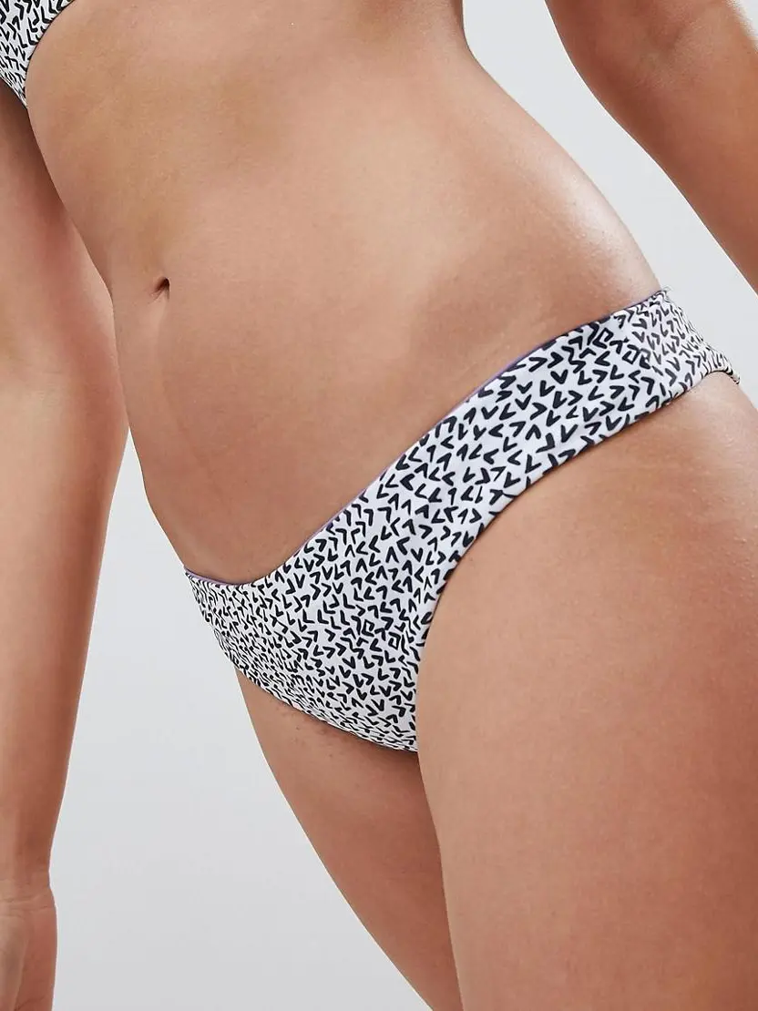 DÓŁ OD BIKINI