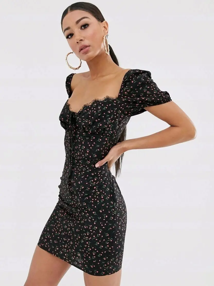 CZARNA MINI SUKIENKA
