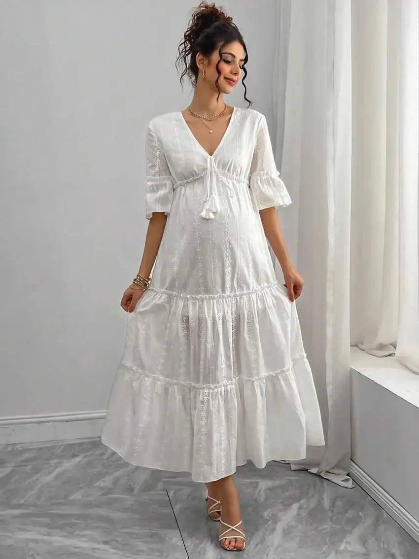BIAŁA SUKIENKA V-NECK