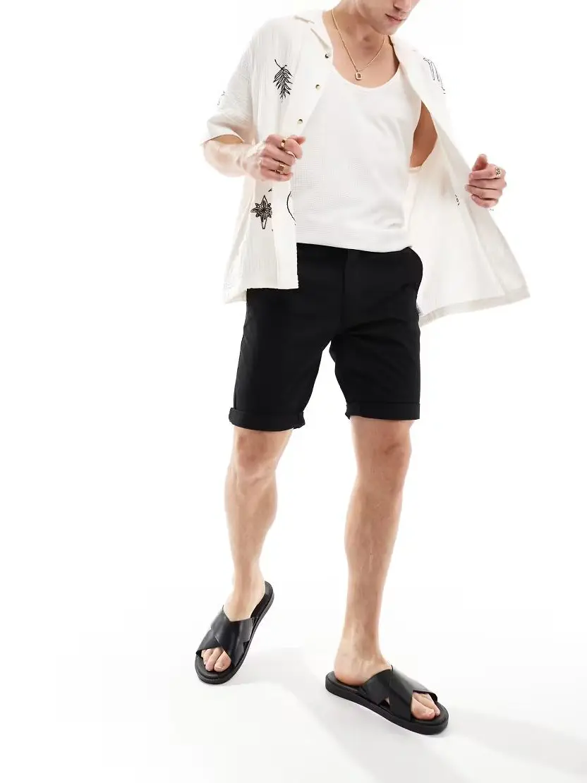 CZARNE SPODENKI CASUAL