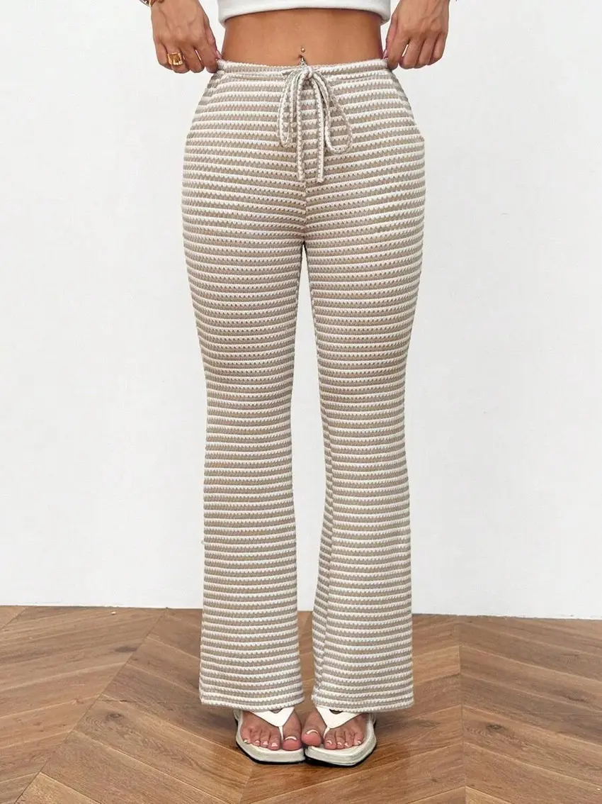 spodnie casual paski