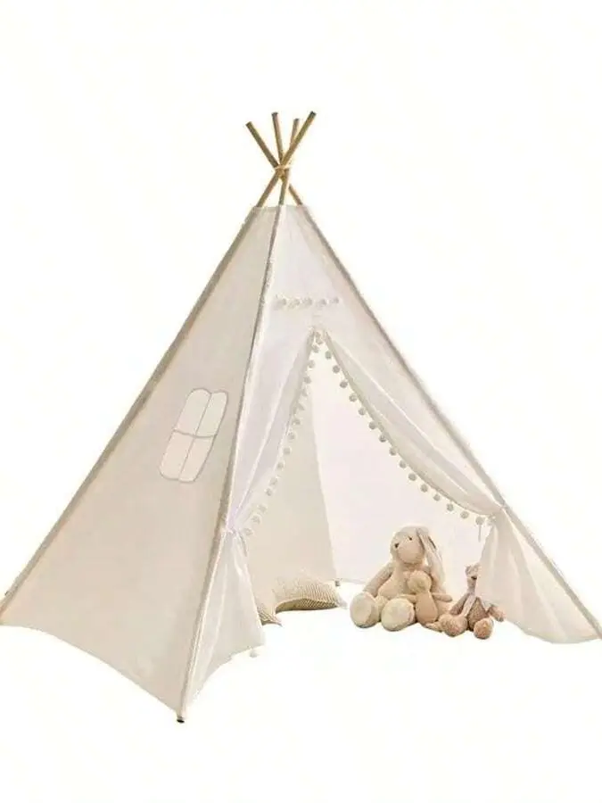 biały namiot tipi