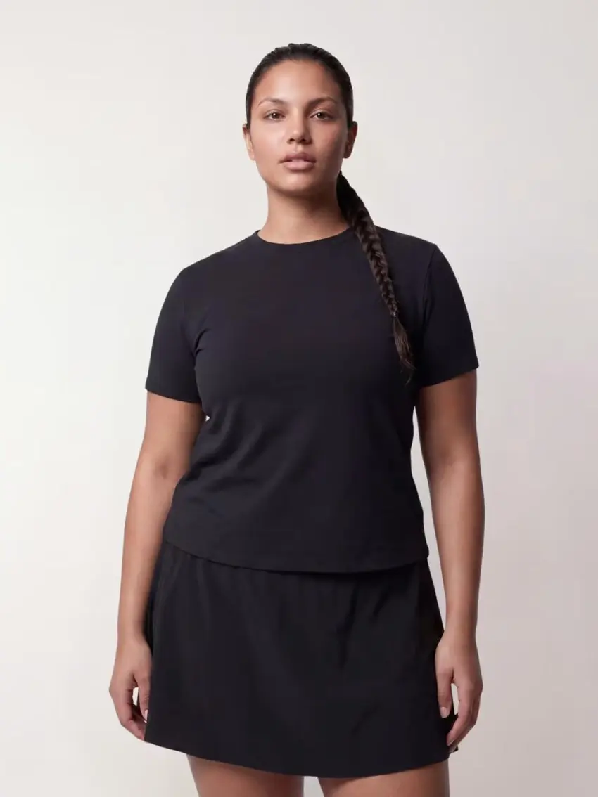 CZARNY T-SHIRT KRÓTKI RĘKAW