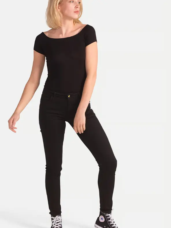spodnie rurki jeans