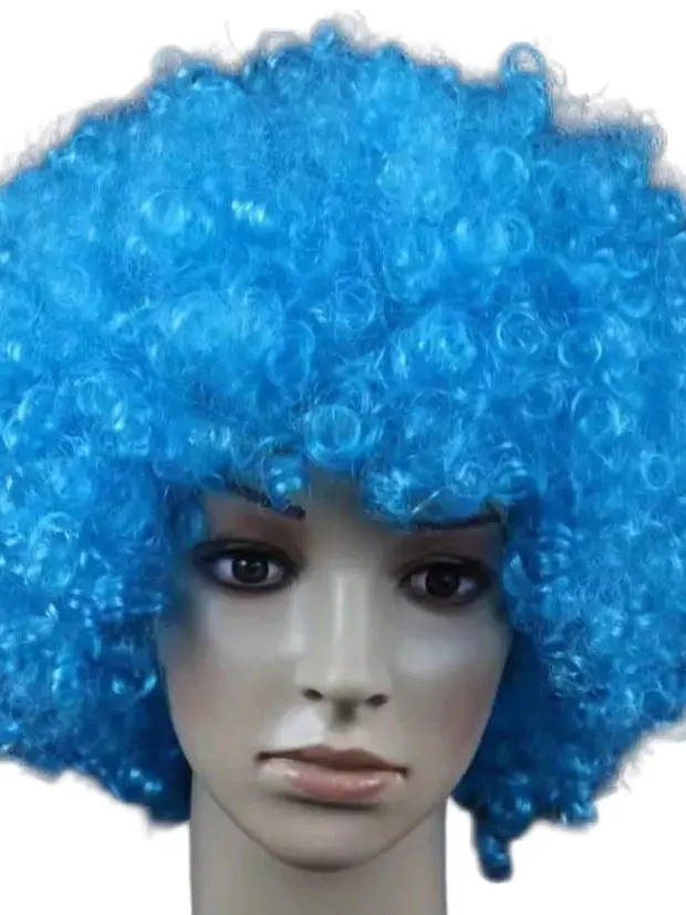 niebieska peruka afro