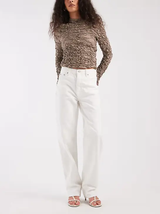 BIAŁE SPODNIE JEANS