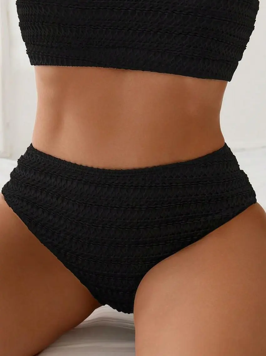 czarny dół od bikini