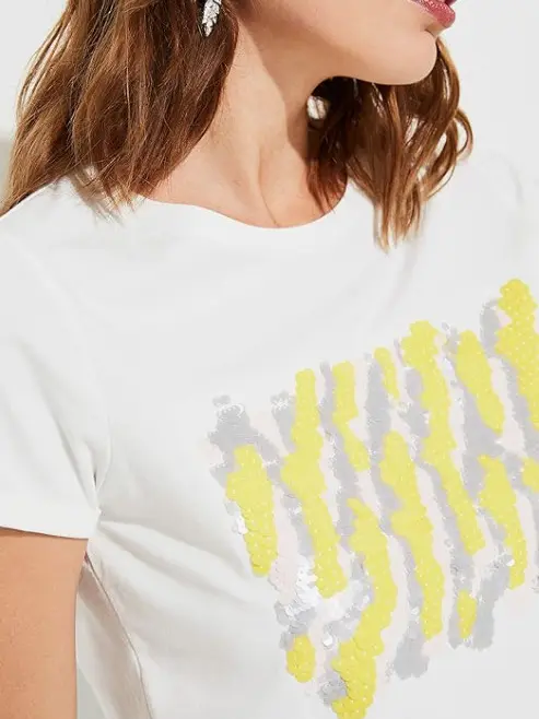 biały t-shirt cekiny
