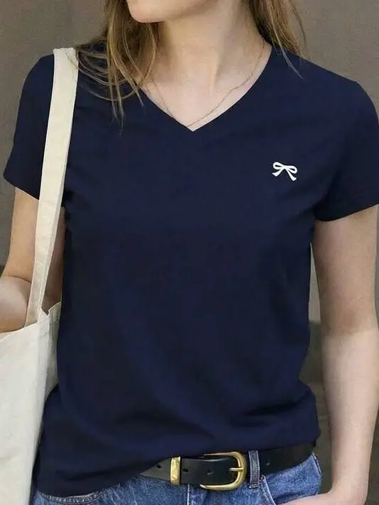 granatowa bluzka v-neck wzór print