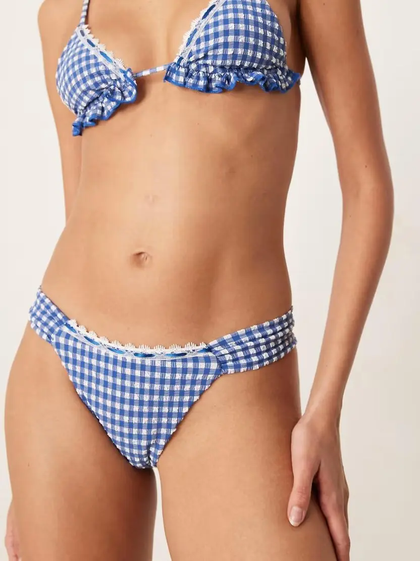 DÓŁ OD BIKINI