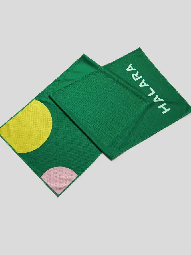 ZIELONY RĘCZNIK SPORTOWY