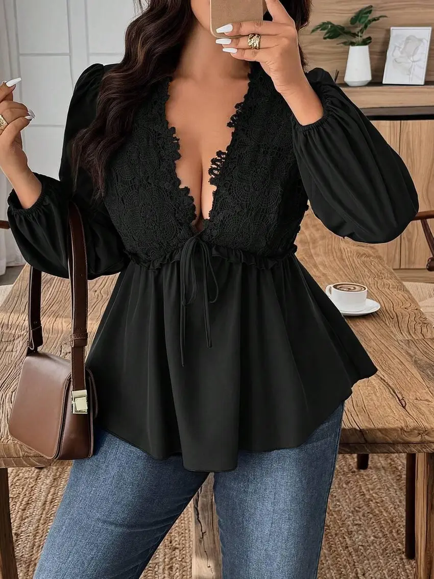 CZARNA BLUZKA V-NECK