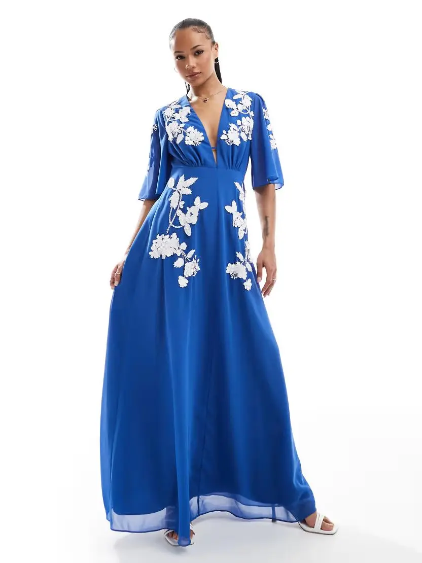 niebieska maxi sukienka v-neck zdobienie