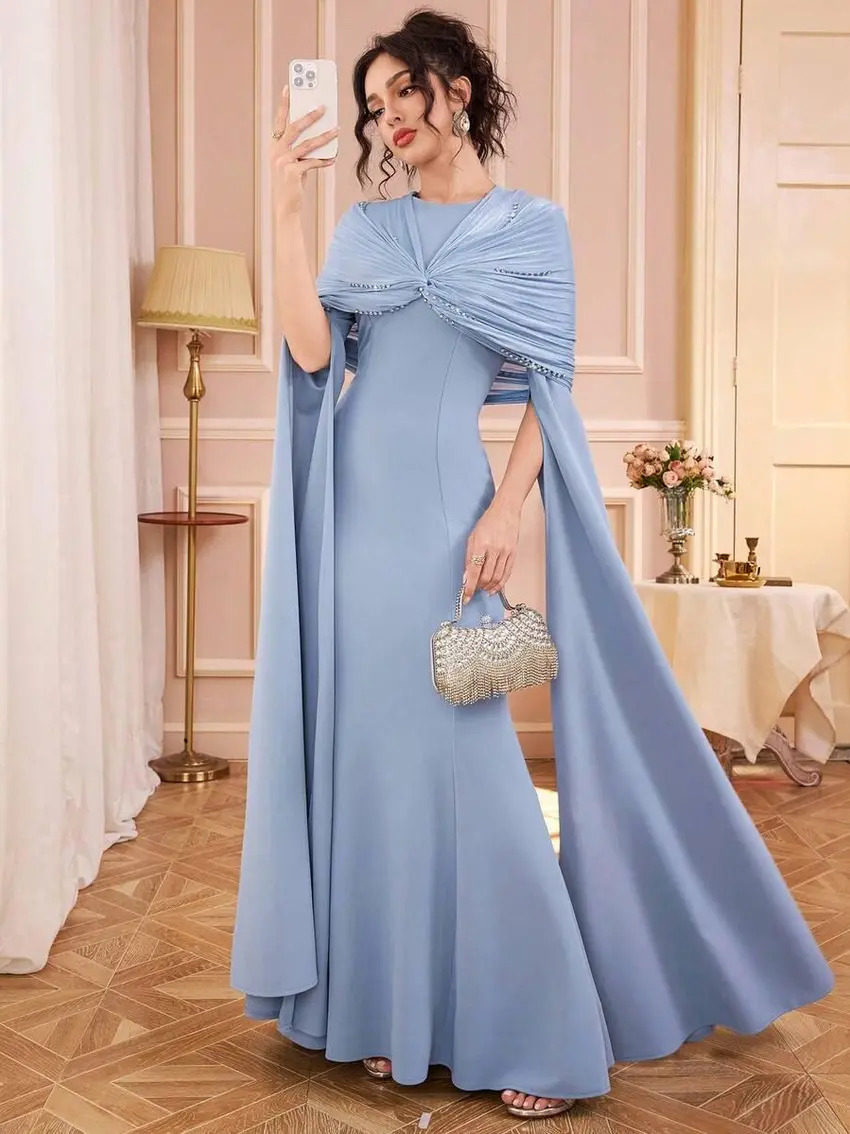 niebieska maxi sukienka