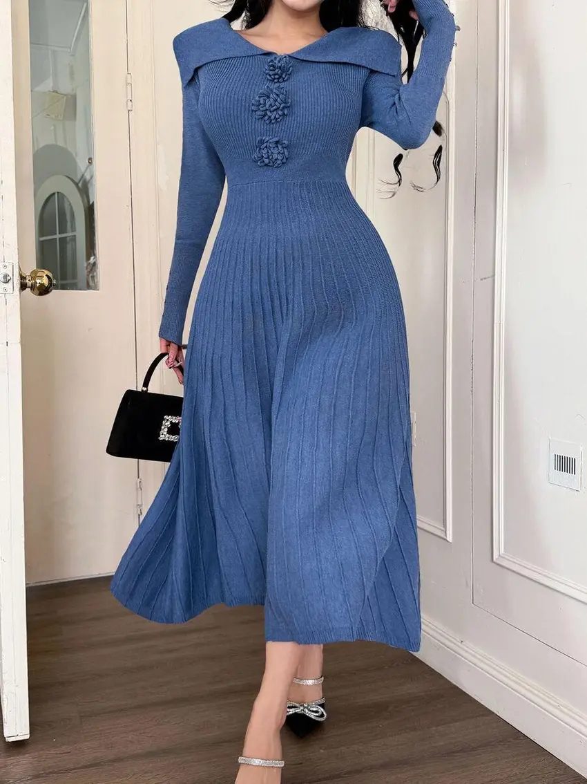 niebieska midi sukienka