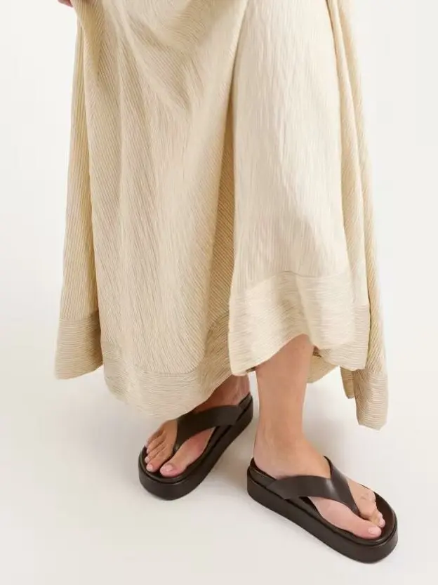 brązowe klapki japonki skóra naturalna casual
