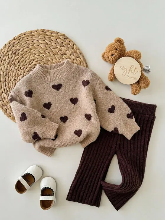 SWETER SPODNIE KOMPLET