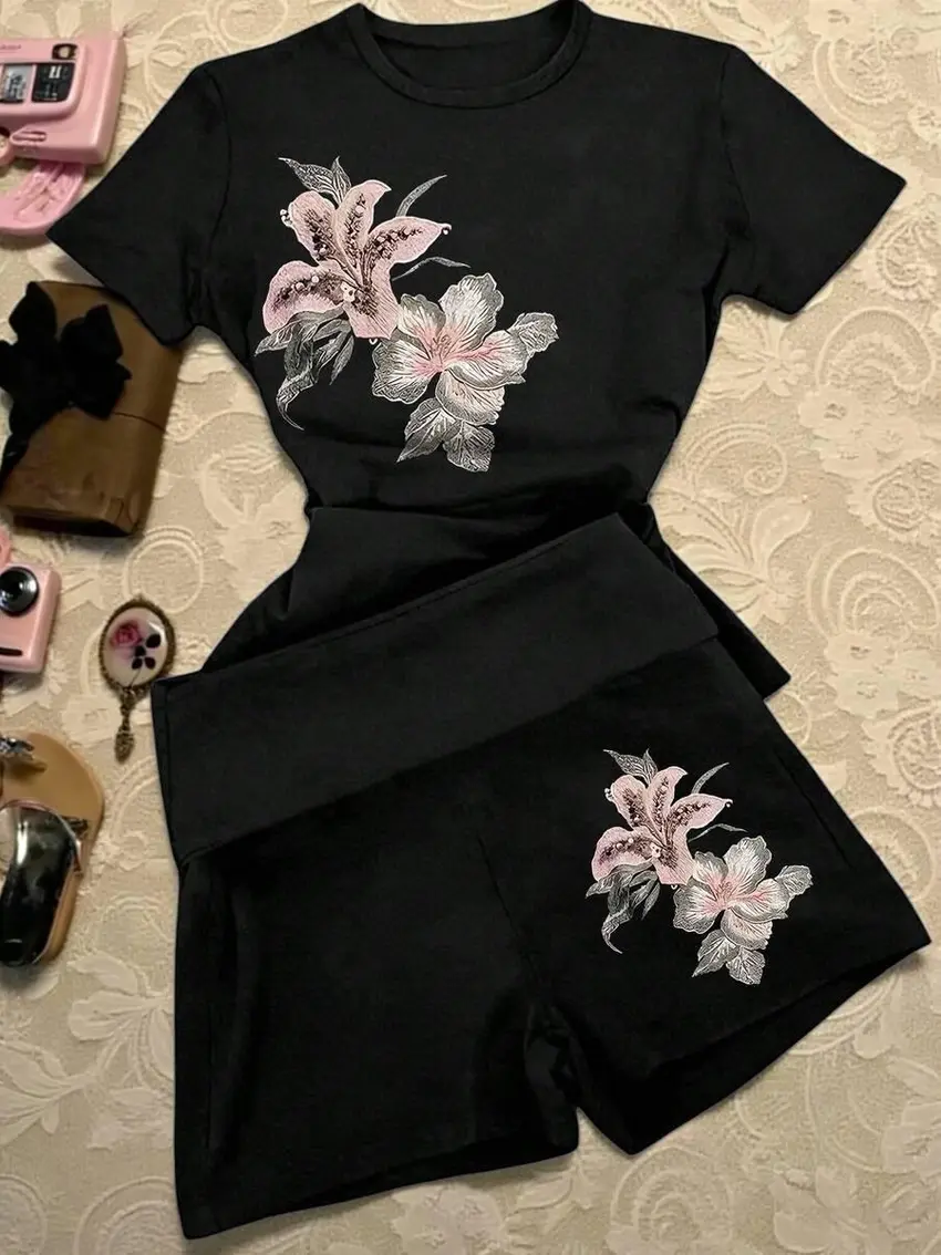 t-shirt spodenki komplet