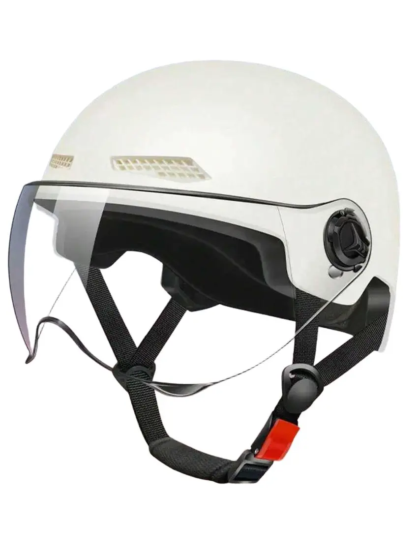 biały kask na głowę