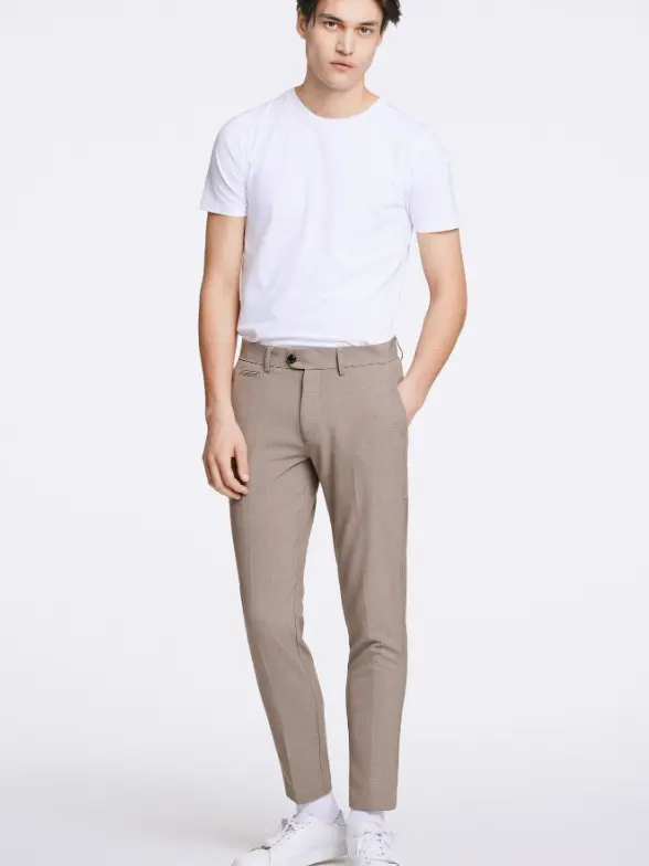 spodnie slim fit kieszenie zamek