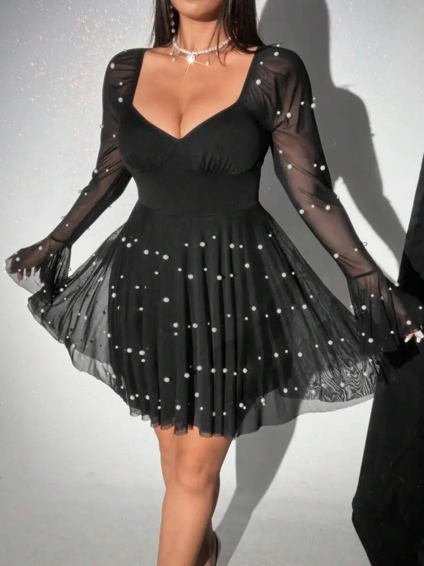 czarna mini sukienka