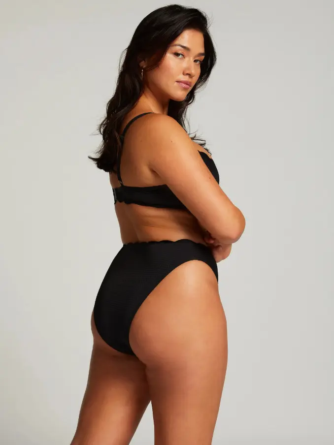 czarna góra od bikini tekstura