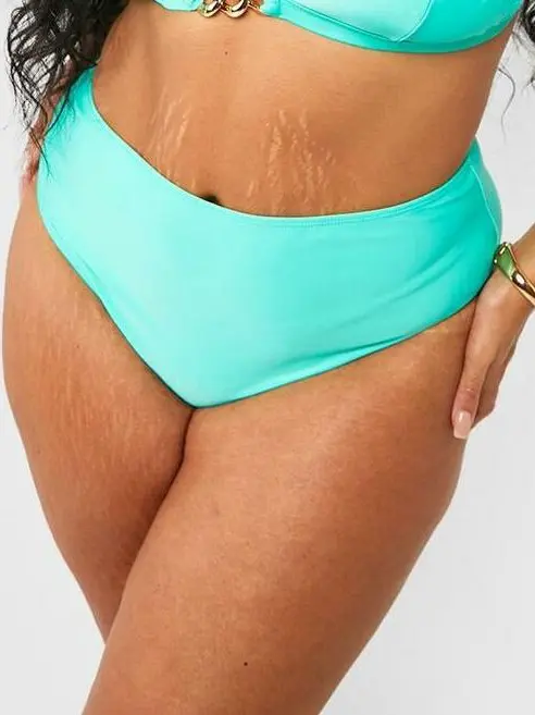 DÓŁ OD BIKINI WYSOKI STAN