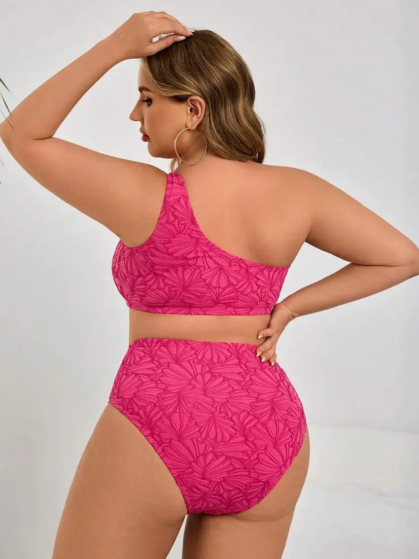 RÓŻOWA GÓRA OD BIKINI