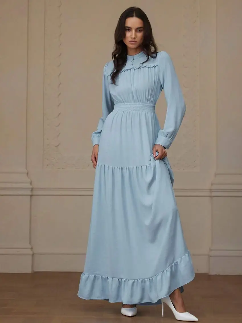 niebieska maxi sukienka