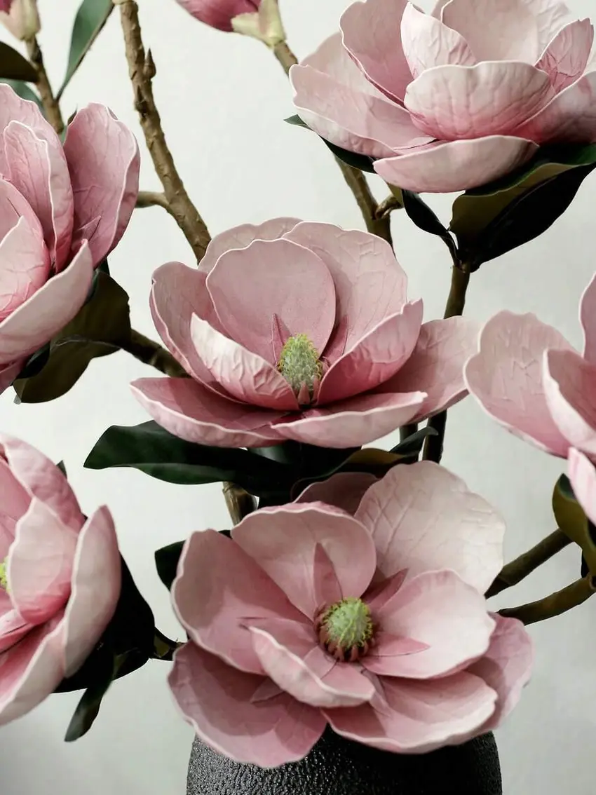 sztuczny kwiat magnolia