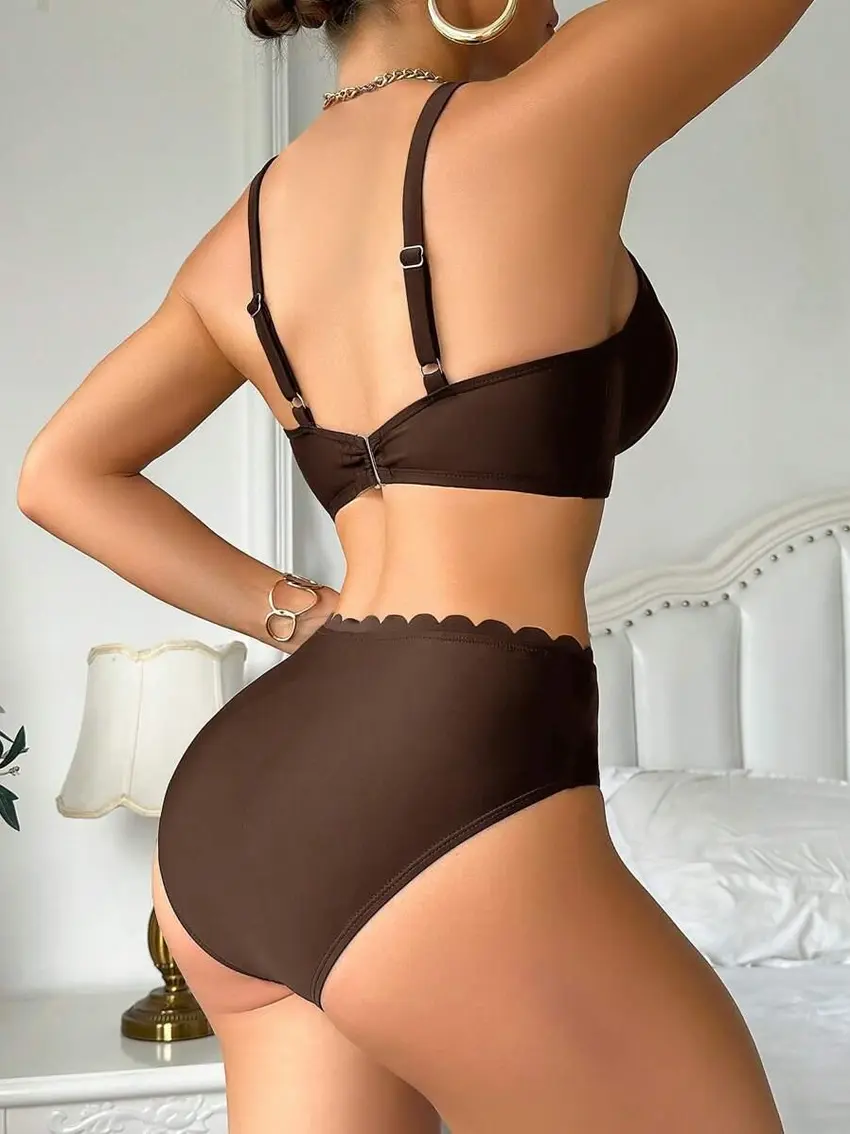 DÓŁ OD BIKINI