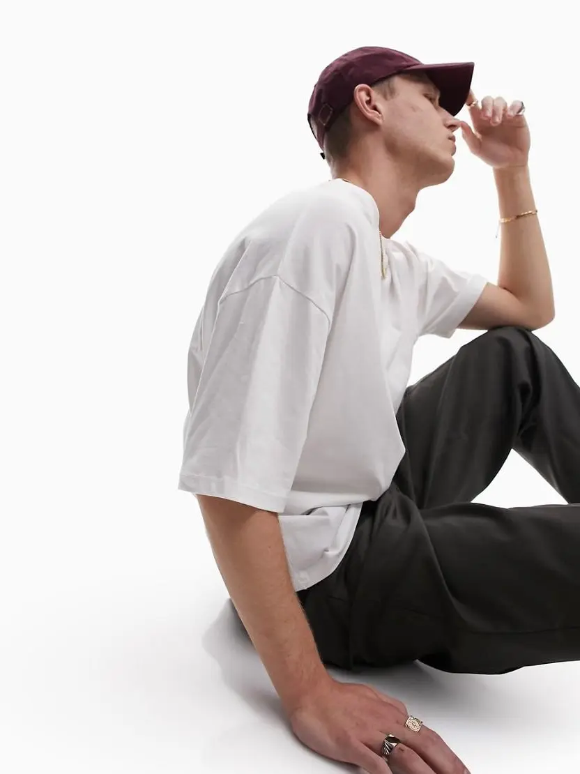 BIAŁY T-SHIRT OVERSIZE BASIC