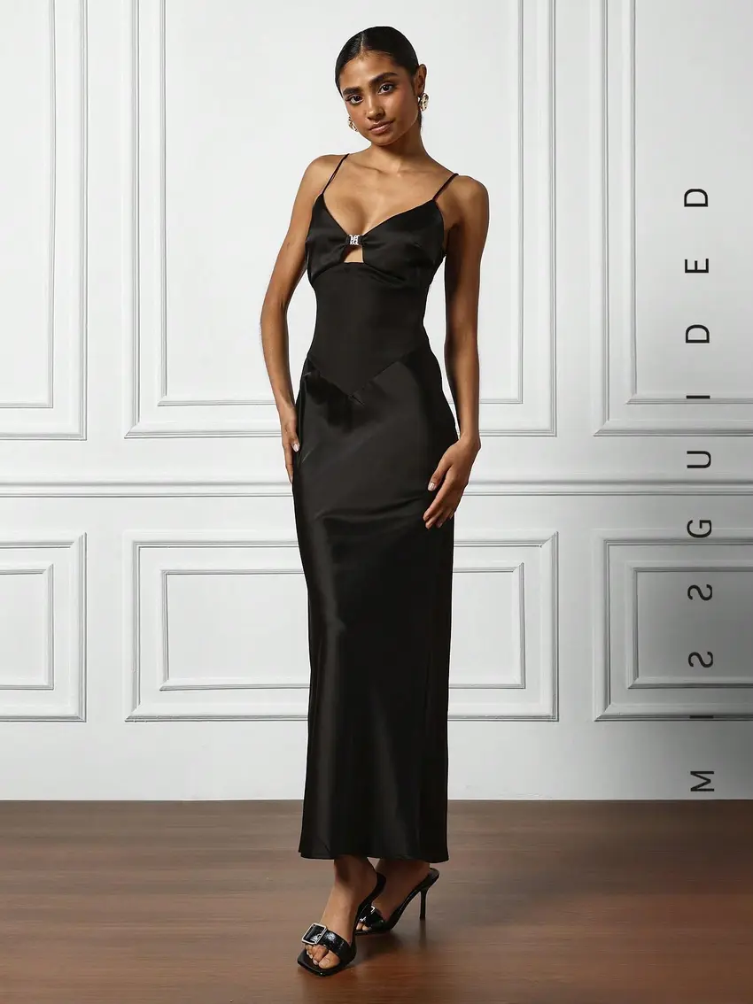 MAXI SUKIENKA NA RAMIĄCZKACH