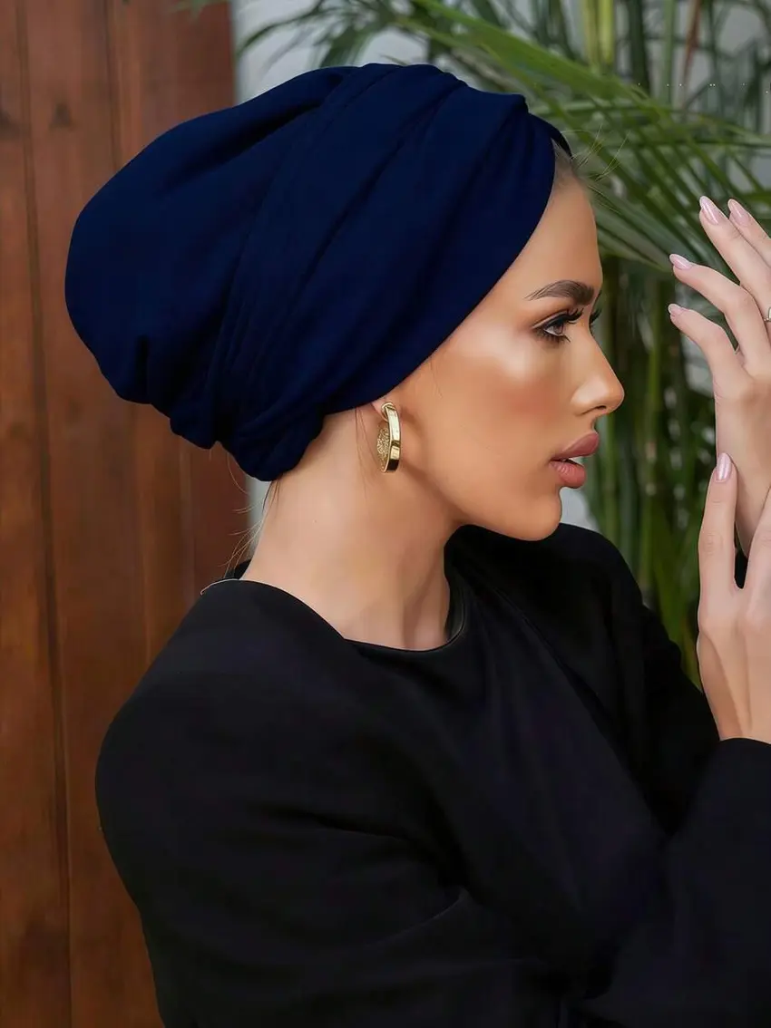 granatowy turban na głowę