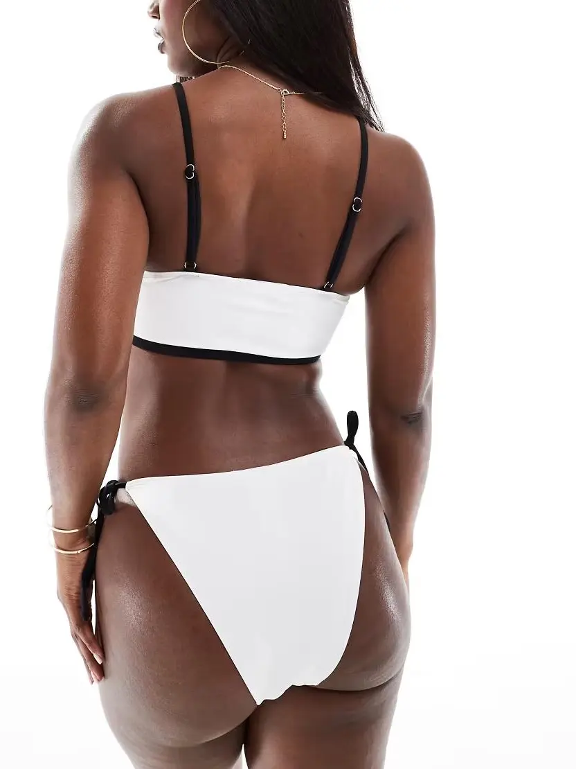 GÓRA OD BIKINI KONTRAST WYCIĘCIA