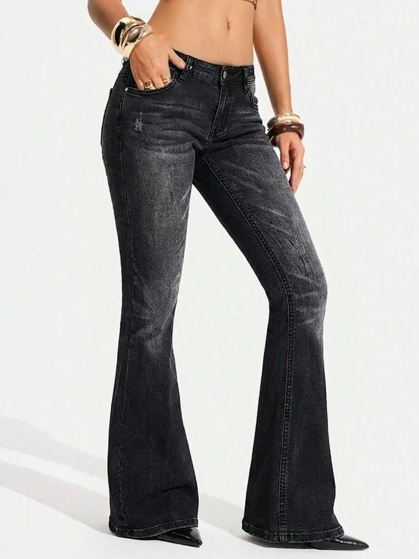 czarne spodnie jeans