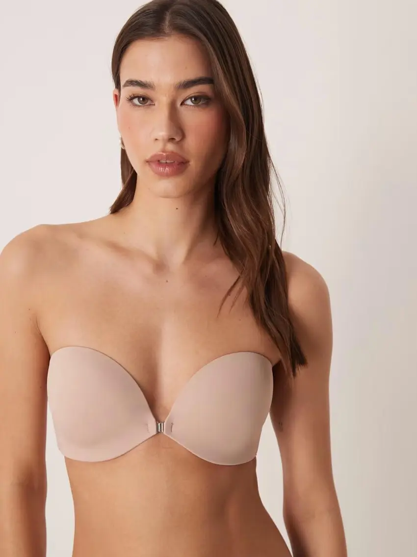 beżowy biustonosz bandeau