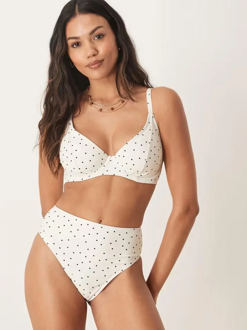 GÓRA OD BIKINI KONTRAST