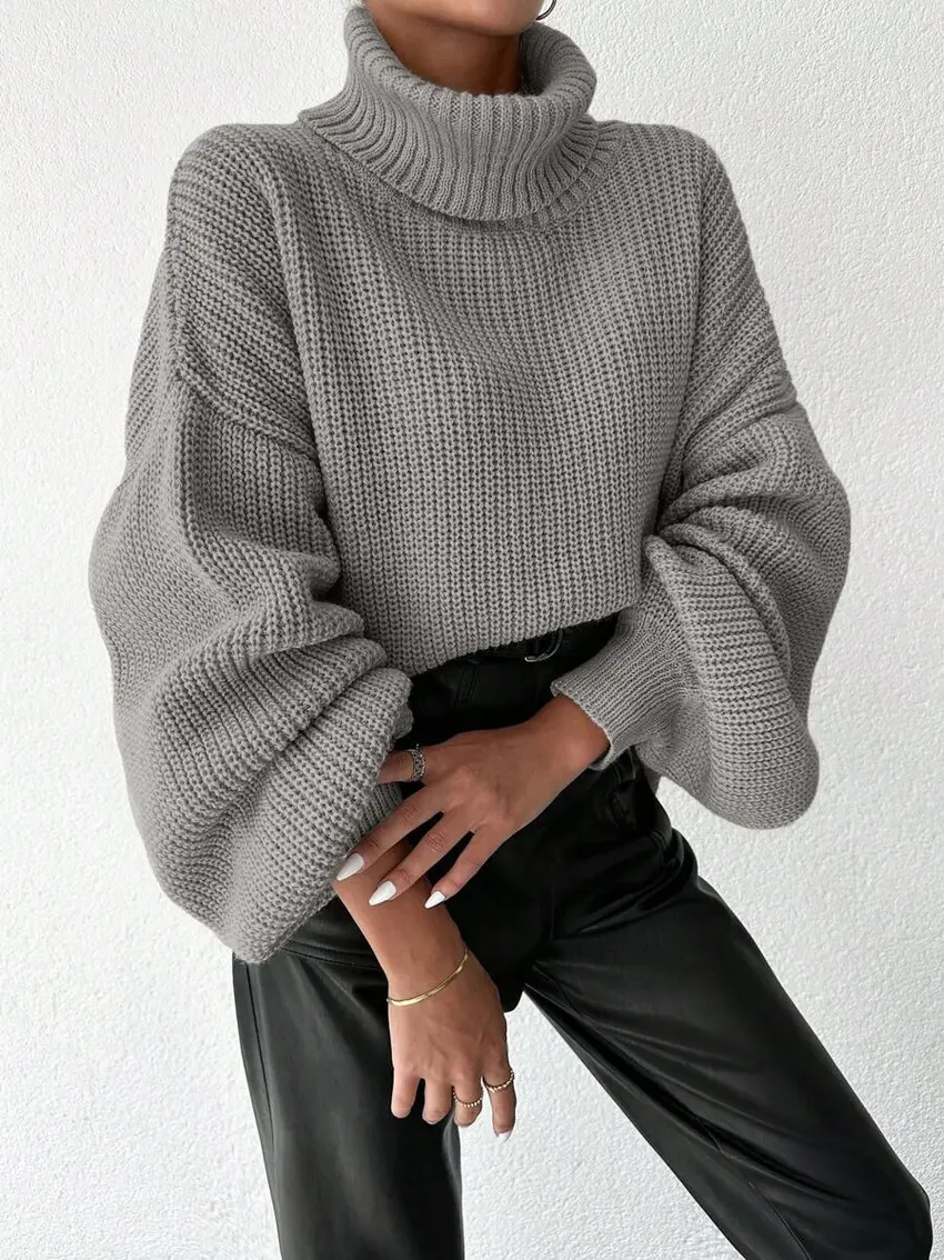 BEŻOWY SWETER GOLF
