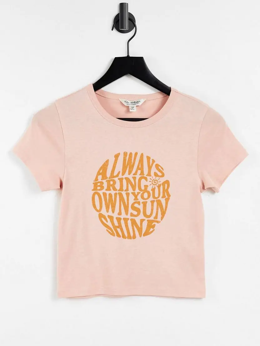 RÓŻOWY T-SHIRT PRINT