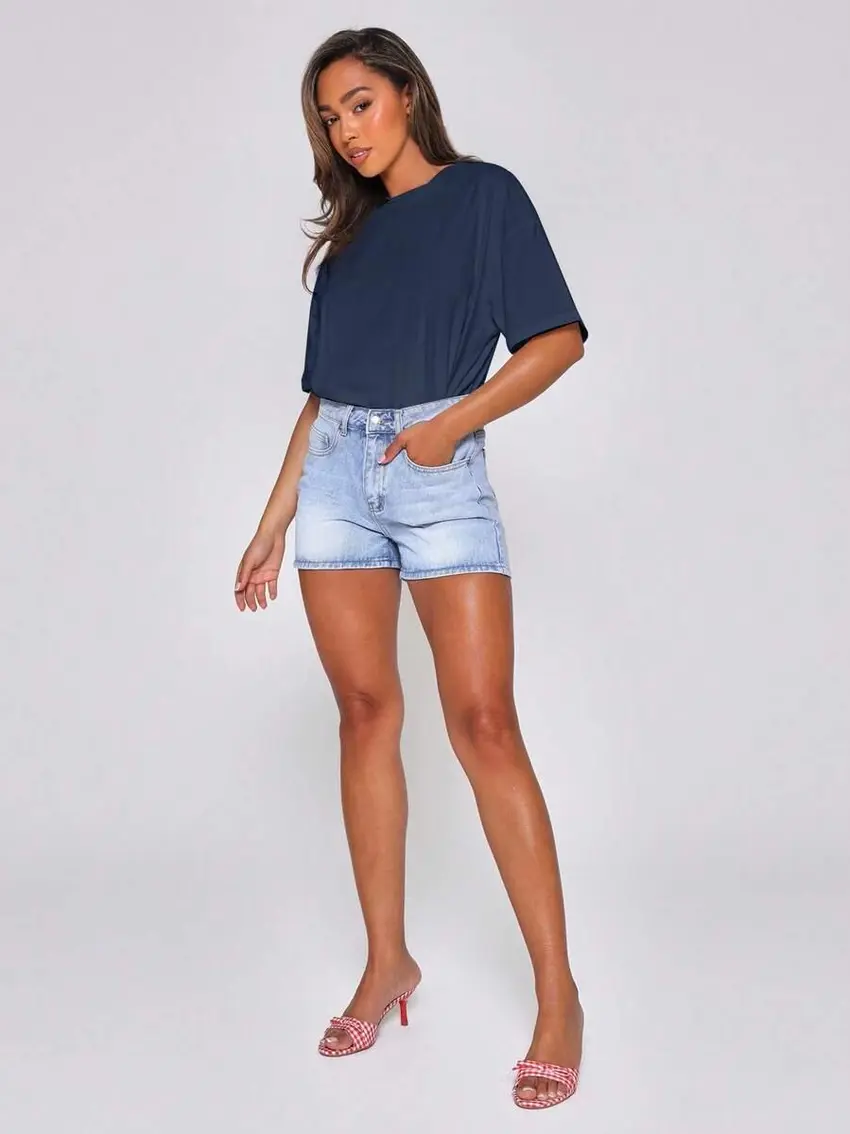 niebieski t-shirt oversize