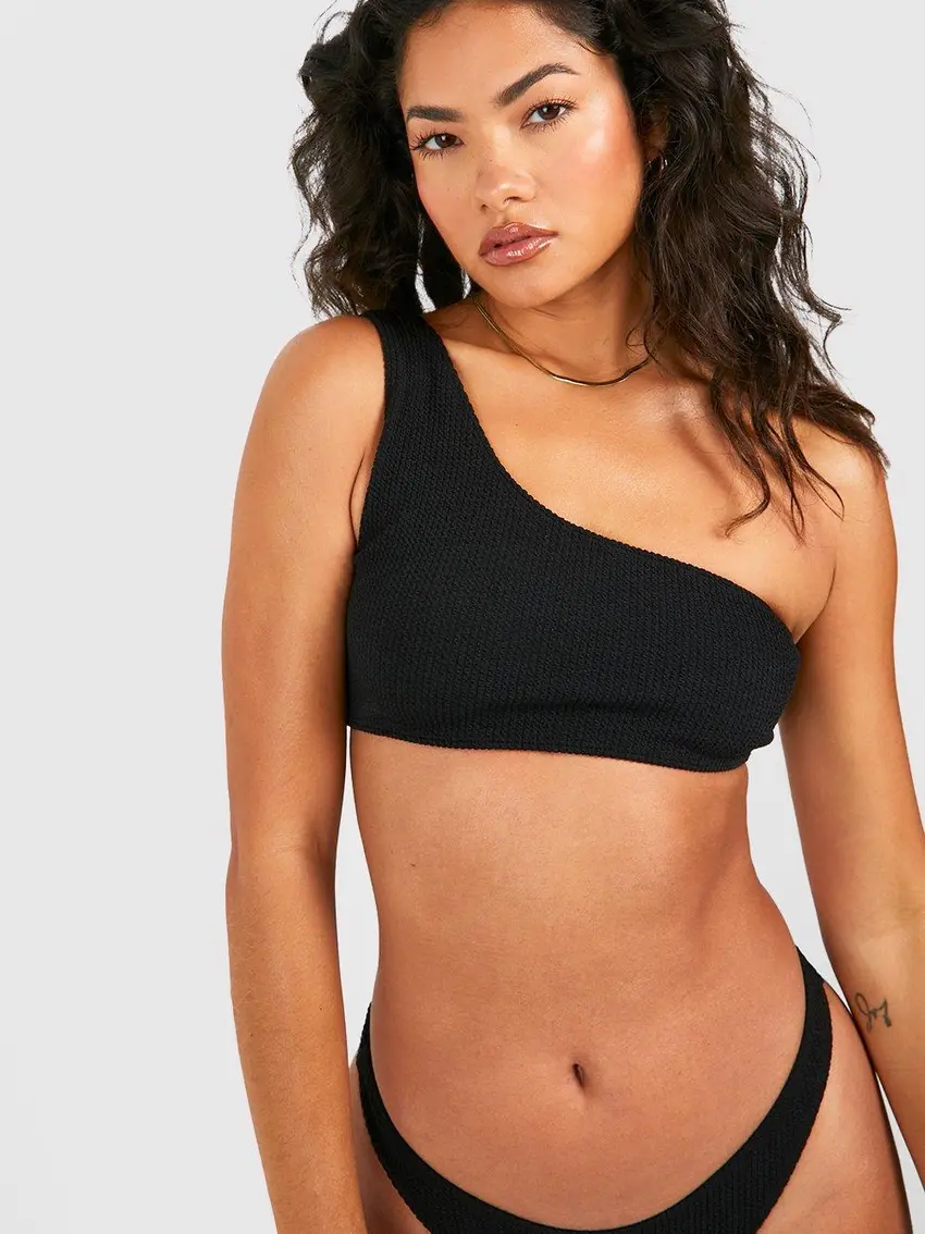 CZARNY DÓŁ OD BIKINI TEKSTURA
