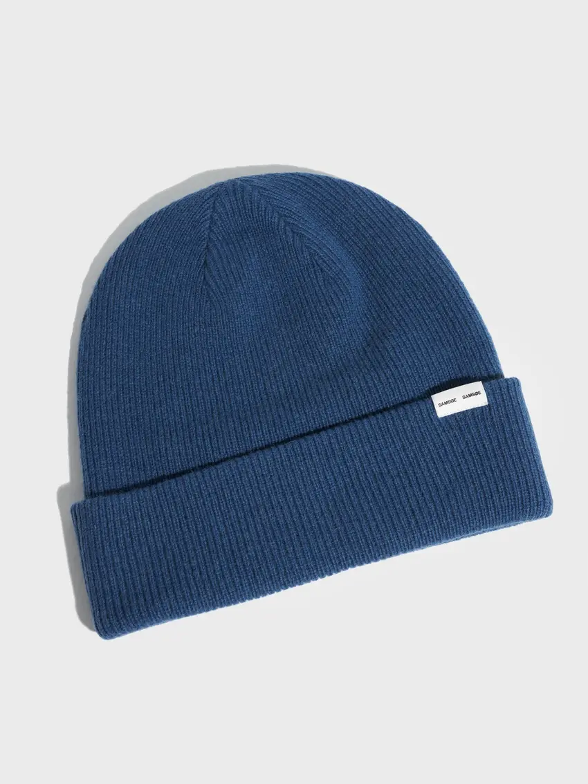 wełniana niebieska czapka beanie