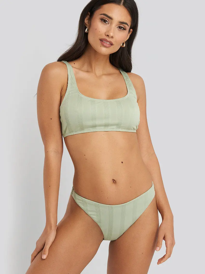 zielony dół od bikini