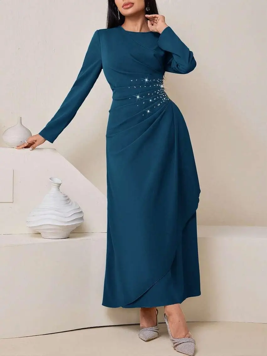 niebieska maxi sukienka
