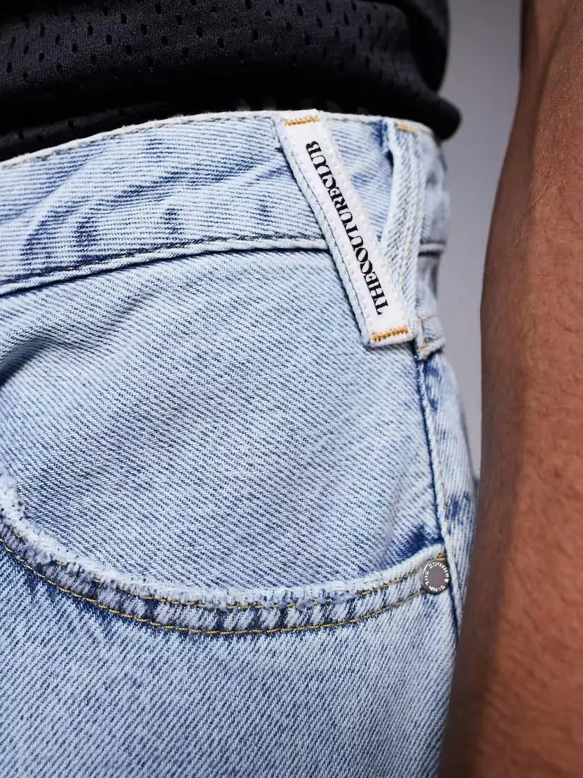 NIEBIESKIE SPODENKI JEANS